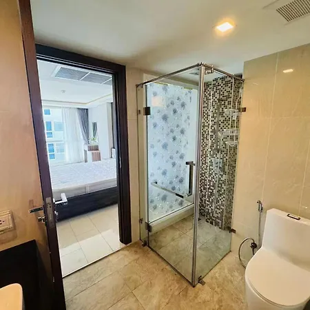 Apartment 芭堤雅市中心 Grand Avenue 一卧室公寓城景酒吧街 高速互联网智能电视
