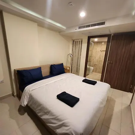 芭堤雅市中心 Grand Avenue 一卧室公寓城景酒吧街 高速互联网智能电视 Pattaya