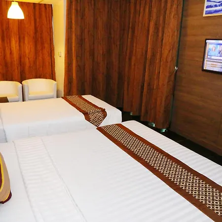 Hotel Arthitaya Nature & Lakkhana Poolside Pattaya