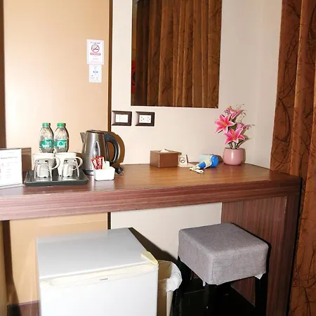 Arthitaya Nature & Lakkhana Poolside Hotel