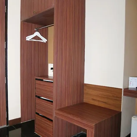Arthitaya Nature & Lakkhana Poolside 5* Pattaya