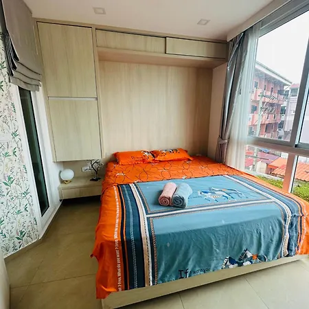 Apartment Center Luxurious Garden 2 *