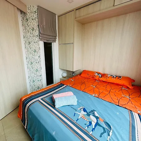 Apartment Center Luxurious Garden 2 Pattaya