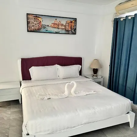芭提雅南路4卧4卫 Blue Star Pool 近步行街和夜市 * Pattaya