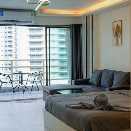 อพาร์ทเม้น Jomtien Seaview At View Talay 5 ,big Pool Pattaya