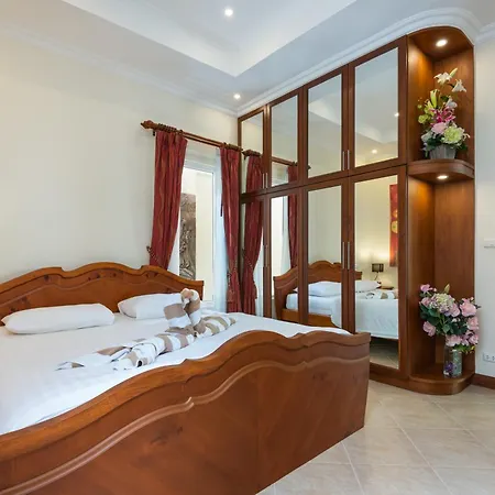 Village Austria Luxury Pool Villa Pattaya