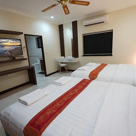 Phratamnak Seaside Pool Villa Pattaya