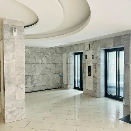 Grand Avenue 3bedr 3bathr 36&36&51sqm 3rooms Together Pool View Or City View