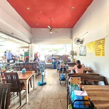เที่ยวพัทยามองหาที่พักหลักร้อยb456b บ้านพัก Pattaya