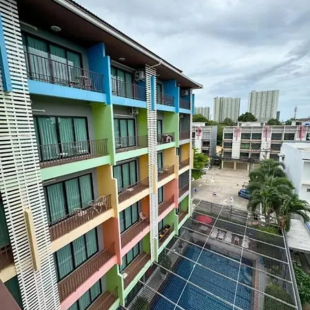 Stay Resort Pattaya Hotel