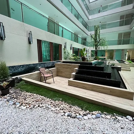 Cozy Ocean Hideaway 400m To & Fast Wi-fi Pattaya