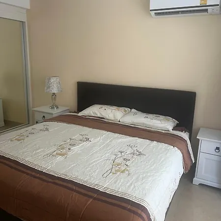 อพาร์ตโฮเทล Centara Avenue Residences *