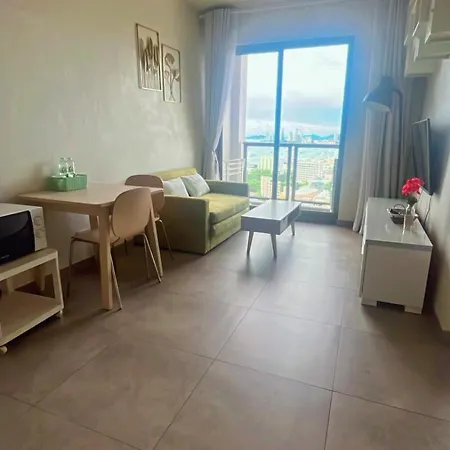 อพาร์ทเม้น Sea View Spacious Near Walking Street *