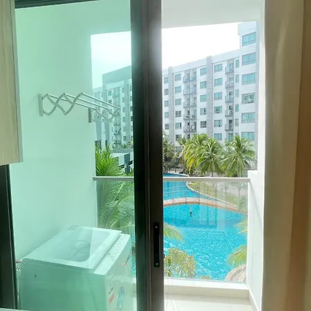 Arcadia Beach Apartment Pattaya