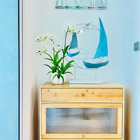 Tropical Atlantis Escape Apartment *