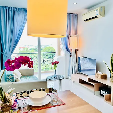 Tropical Atlantis Escape Apartment Pattaya