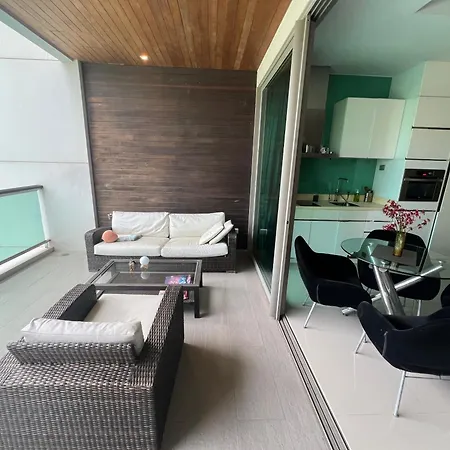 Ananya Beachfront Wongamat Paradise Apartment