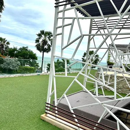 The Palm Wongamat 10 Apartment *