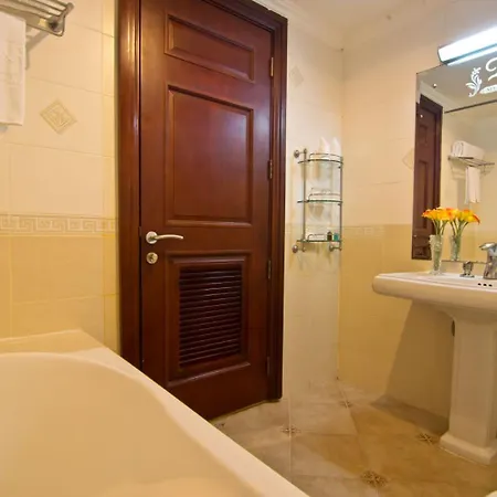 Hotel Lk Metropole 4*