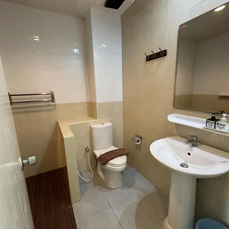 Sutus Court 1 Hotel 3*