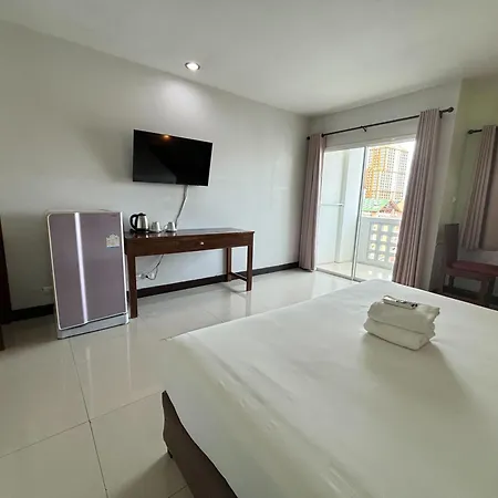 Hotel Sutus Court 1 3*
