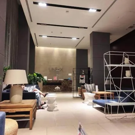 Unixx Near Walking Street อพาร์ทเม้น *