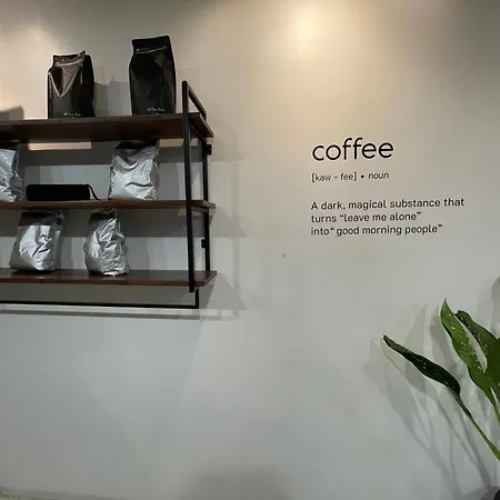 Blue Whale & Cafe ที่พัก *