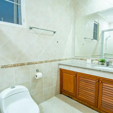 Villa Private Pool 3b Snooker Karaoke 200m *
