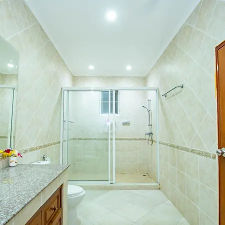Villa Private Pool 3b Snooker Karaoke 200m Pattaya