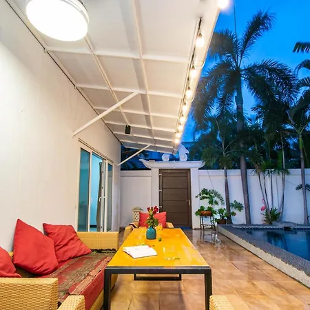 Private Pool 3b Snooker Karaoke 200m * Pattaya
