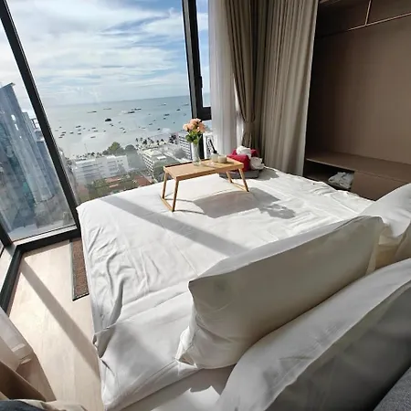 Edge By Mickey อพาร์ตโฮเทล Pattaya