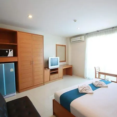 โรงแรม ดิ ไอคอนเพลซ 1 แอท พัทยากลาง Pattaya