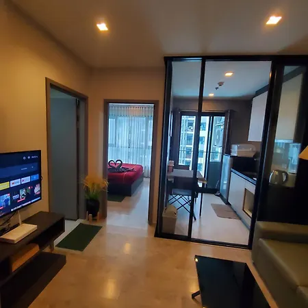 Apartment The Base At