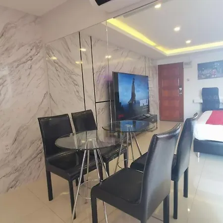 อพาร์ทเม้น Luxury 9 Floor *