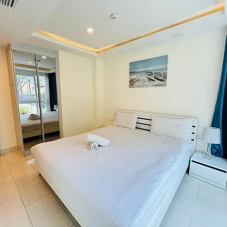 Family Of Grand Avenue Two Bedrs & Two Bathrs&cooking Available&washing Machine& Balcony With Access To Pool Apartment *