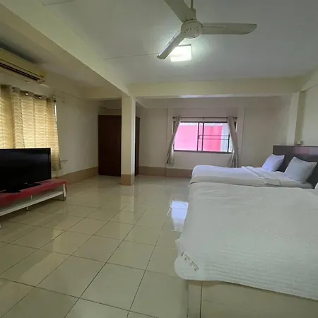 Oyo 75494 President บ้านพัก Pattaya