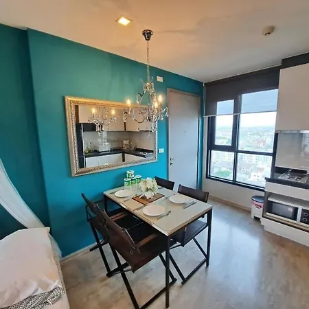 The Base By Mickey 3* Pattaya