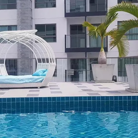 Arcadia Beach Condominium Holiday * Pattaya