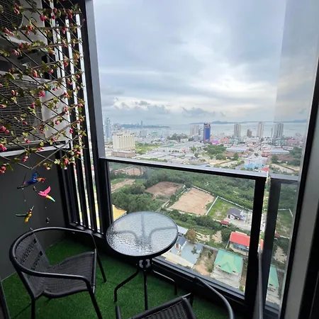 Once Panorama View Apartment Pattaya