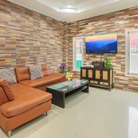 Tewaree Near Walking Street And Beaches *