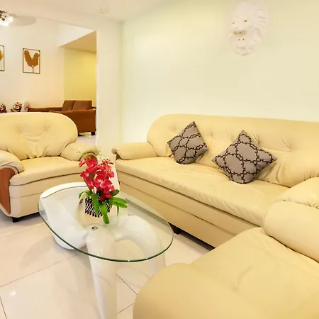 Kouac Near Walking Street And Beaches วิลล่า Pattaya
