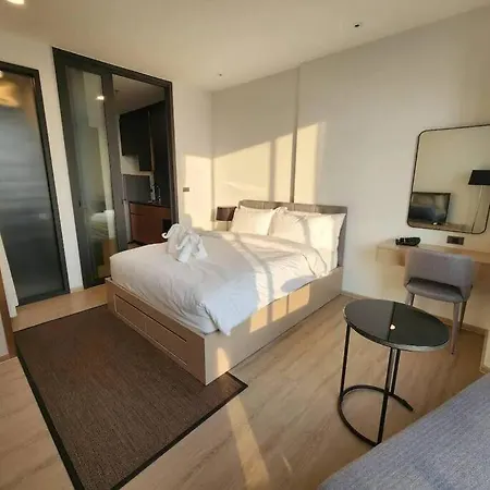 Luxury In The Center Apartment *