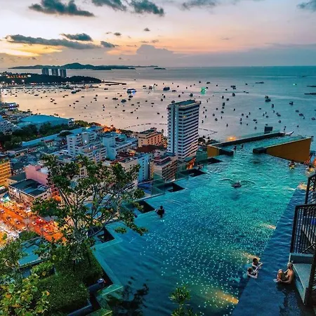 Apartment Luxury In The Center Pattaya