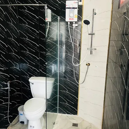 อพาร์ทเม้น 24 Sqm Near Monthly Rent *