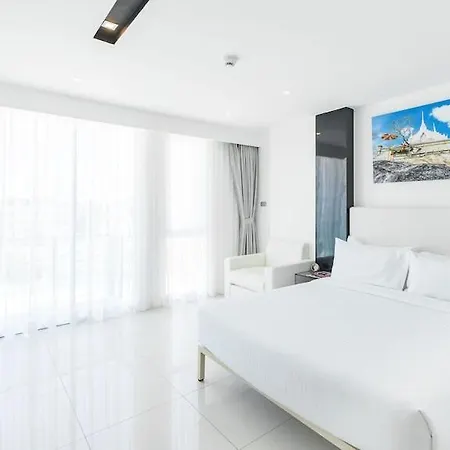 Center * Pattaya