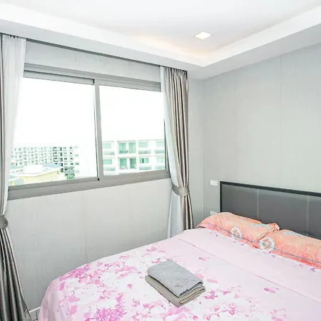 Apartment 阿卡迪亚酒店公寓/泳池景观/24小时保安 *