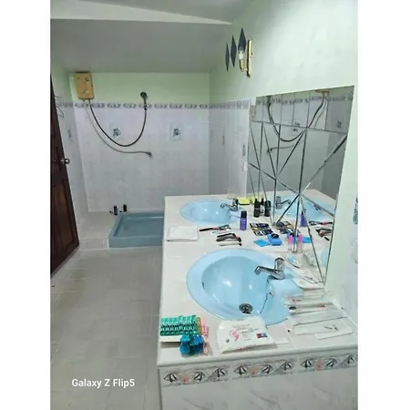 บ้านพัก In Guest - Superbe Maison Emplacement Extra