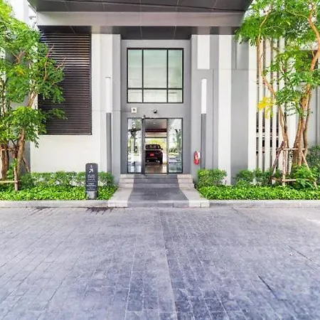 Apartment Kaws Theme Modern 1br - High Floor Seaview