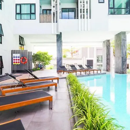 Kaws Theme Modern 1br - High Floor Seaview * Pattaya