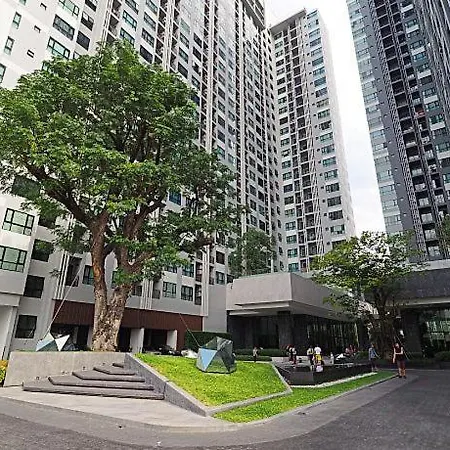 Kaws Theme Modern 1br - High Floor Seaview *